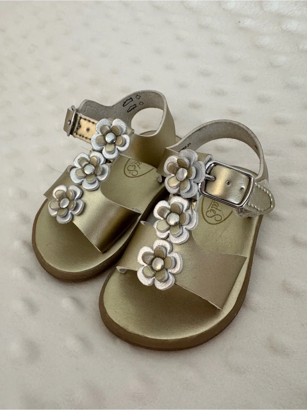 FootMates Gold Floral Buckle Toddler Sandals